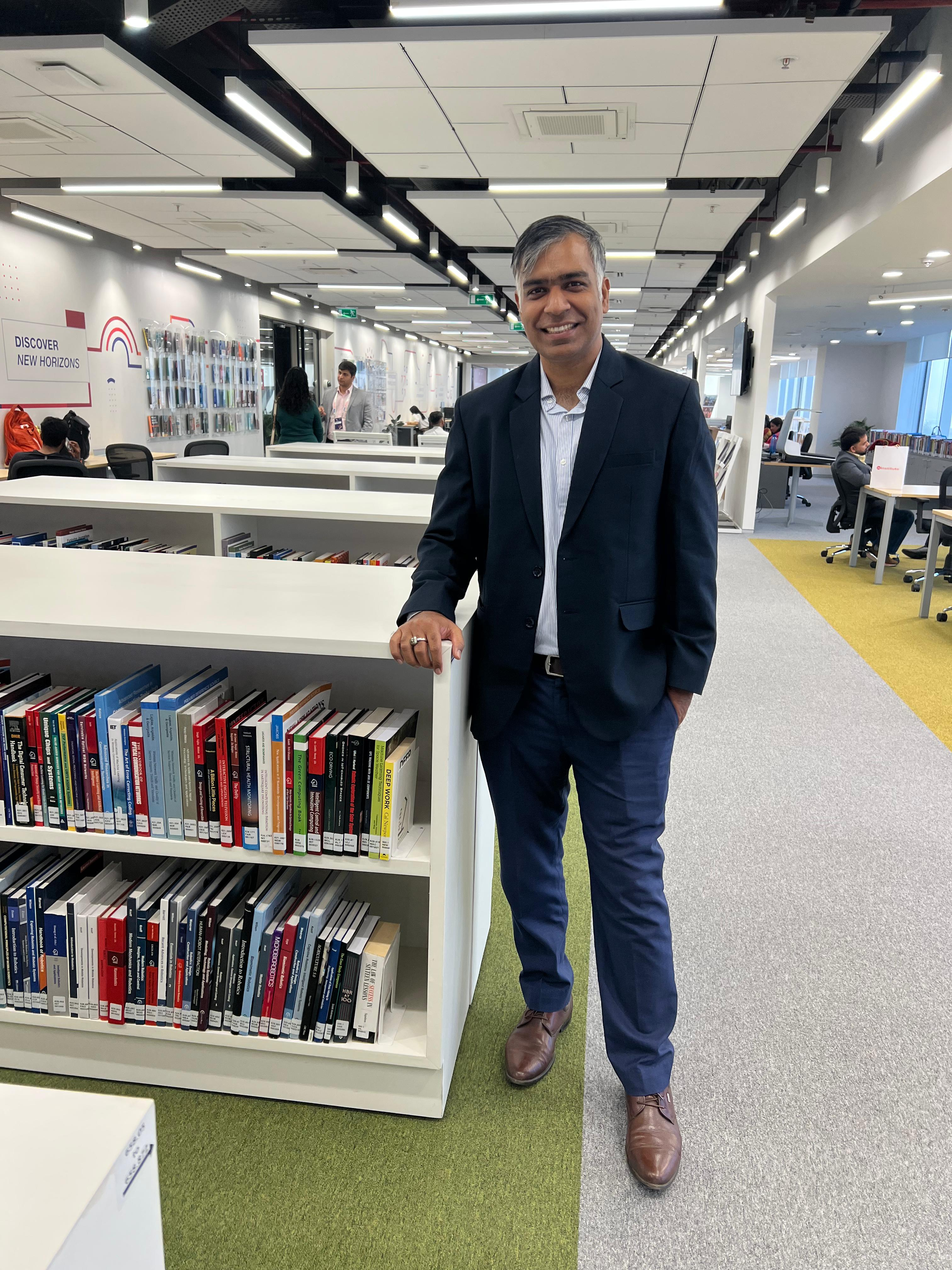 Dr. Ashish Hiramani Shukla